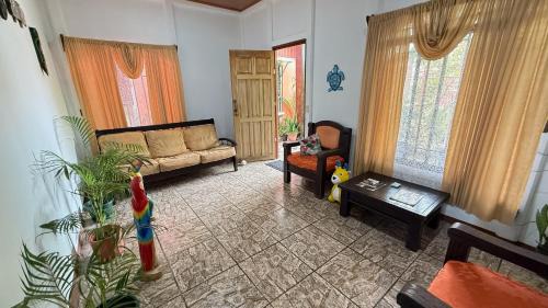 Tortuguero House | Natural Experience House