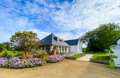 Penmarch House | Natural Green 29