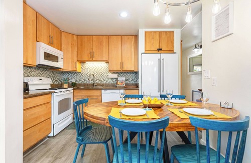 Kahuku Condo | Natural Light End Unit Kuilima East Steps to Pool-BBQ-Parking Golf Retreat
