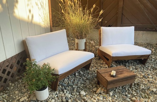 Nelson Apartment | Natural Nook by Nelson lakeside park. Downtown walkable and pet friendly!