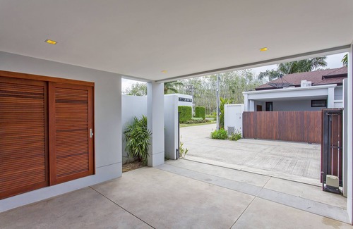 Thep Kasattri Villa | Natural Villa by Holiplanet