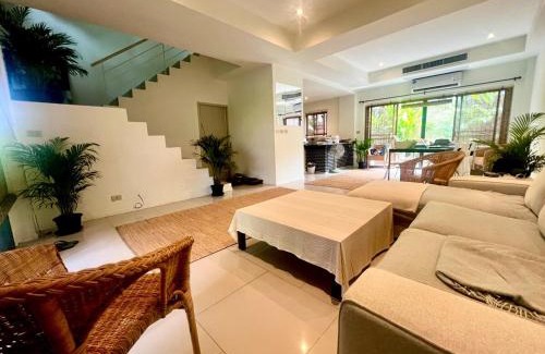 Na Chom Thian House | Natural Villas - Baan Somprasong