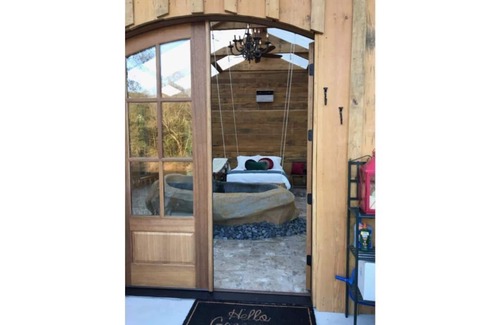 Voth Cabin | Naturalist Boudoir on POINT with Kayaks and SUP's