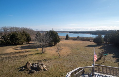 Springs House | Naturalist Oasis on Accabonac Harbor