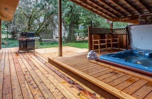 Glacier House | Naturbyn Retreat