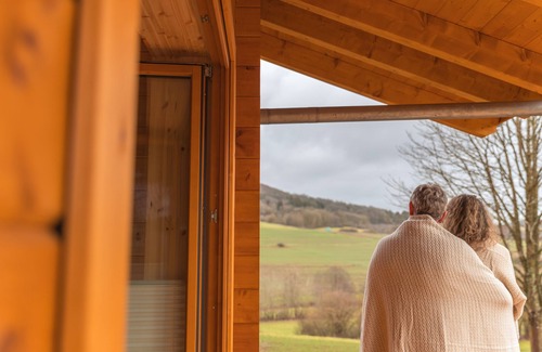 Steinborn Ski Chalet | Nature and luxury in the Volcanic Eifel for the whole family (including pets)