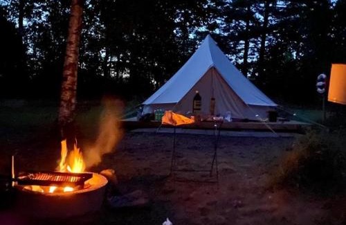 Agunnaryd House | Nature Bell-tent with lakeside view