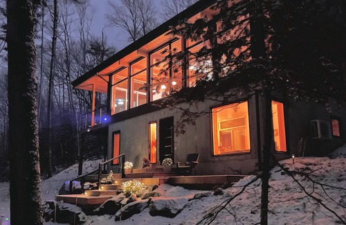 Les Collines-de-l'Outaouais Regional County Municipality Apartment | Nature Eco Suite in Wakefield Quebec.