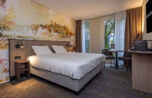 Krachtighuizen Hotel | Nature Escape | Quiet Hotel Rooms Near Forest and Wildlife - 3 Units