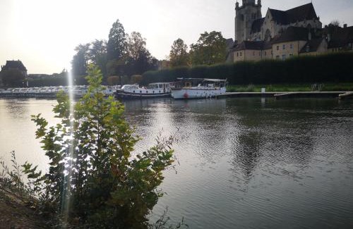 Sauvigney-les-Pesmes Apartment | Nature et bien- être
