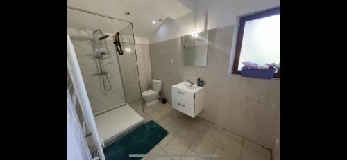 Vaugneray Apartment | nature et confort