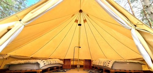 La Penne Apartment | Nature getaway in cottage, hiking, pool, climbing