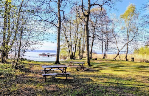 Ludvigsborg Cabin | Nature Inspired Cosy Cabin, Walking Distance to Lake