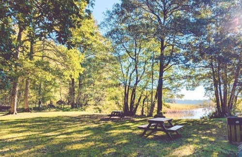 Ludvigsborg Cabin | Nature Inspired Cosy Cabin, Walking Distance to Lake