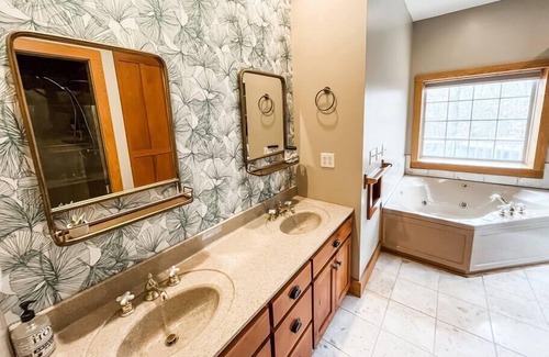 Loudonville House | Nature lovers escape near Mohican, Malabar, Amish