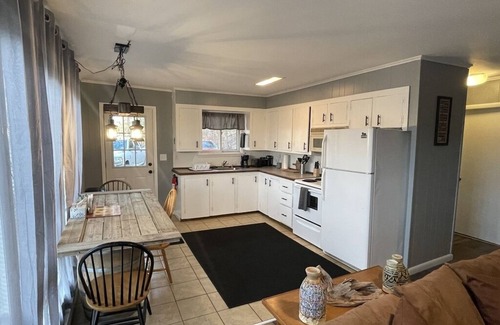 Naples Cottage | Nature Lovers Getaway Nestled In The Hills Of The Finger Lakes Region.