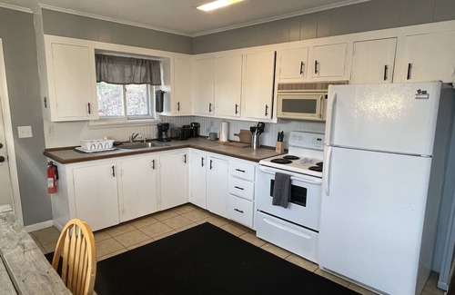 Naples Cottage | Nature Lovers Getaway Nestled In The Hills Of The Finger Lakes Region.
