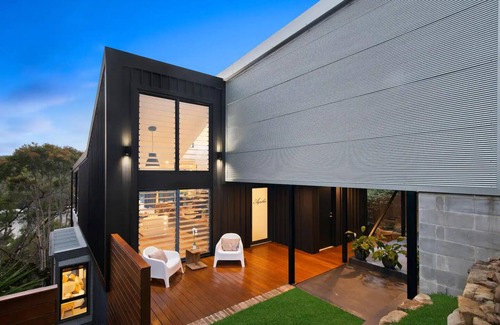 Horsfield Bay House | Nature meets Opulence at Aquilae