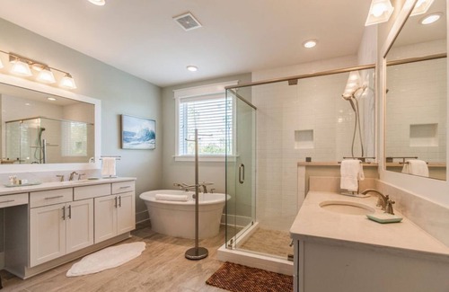 Santa Rosa Beach House | Nature Preserve view- 6 Seat Golf Cart - 4 Bikes -Sleeps 10 w/3 Screened porches
