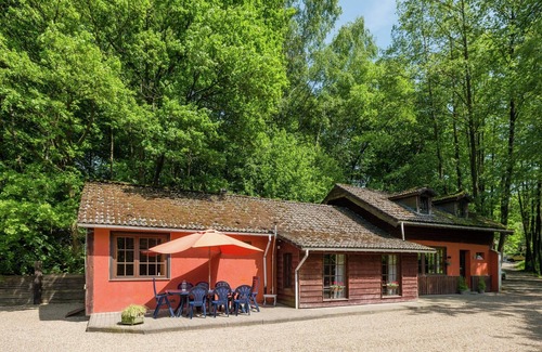 Walk House | Nature Retreat in Waimes