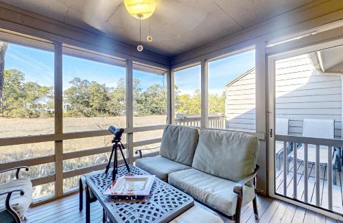 Seabrook Island Apartment | Nature Retreat