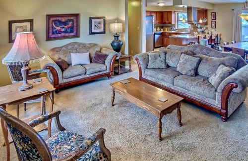Eureka Springs House | Nature's Sanctuary