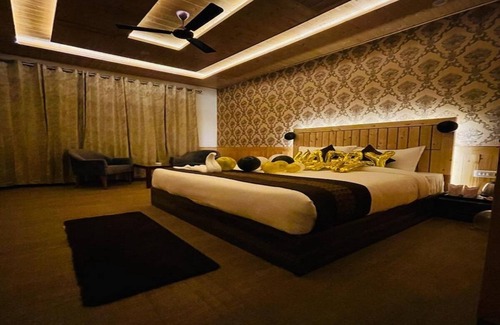 Chail Hotel | Nature Villa Resort