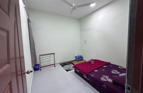 Kampung Hulu Caluk House | Natures Haven Homestay II