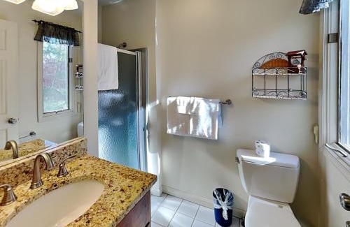 Blakeslee House | Natures Retreat