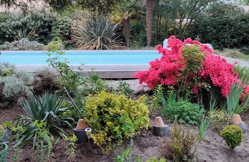 Le Porge Ski Chalet | Naturist room with swimming pool. Near Bassin dárcachon, Cap-Ferret, Médoc