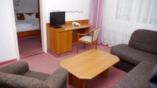 Oybin Hotel | Naturparkhotel Haus Hubertus