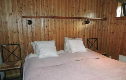 Vrigstad Villa | Naturskönt boende med tillgång till båt