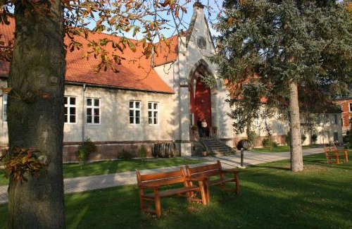 Naumburg House | Naumburger Wein & Sekt Manufaktur - Pension 1824