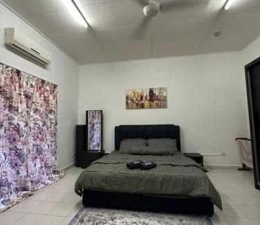 Daerah Kulai House | Naurah Homestay Kulai Mslim Only