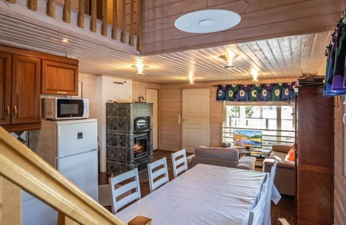 Rautalampi House | Naurisniemi by Interhome