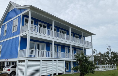 Port St. Joe House | Nautical Blue w/Private Pool, Hot Tub, Game Room! 1/2 Block To Sandy Beach