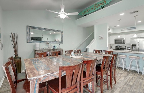 Corpus Christi House | Nautical Nemo Cay Townhouse – Family-Friendly Pools, Next to Waves Resort