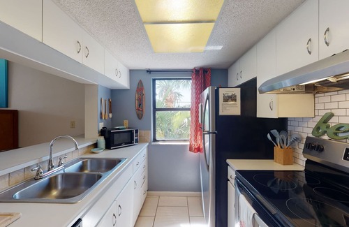 Port Canaveral Condo | Nautical Nook: 1B/2B with Oversized Balcony