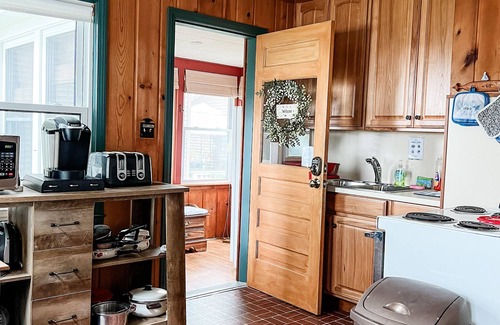 Caseville Cabin | Nautical Pines Getaway