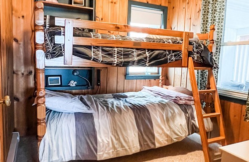 Caseville Cabin | Nautical Pines Getaway