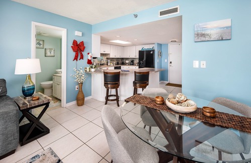 Fort Walton Beach Condo | Nautilus 1402 Gulf Front 1 Bedroom 4th Floor Free Beach Service 3/1-10/31