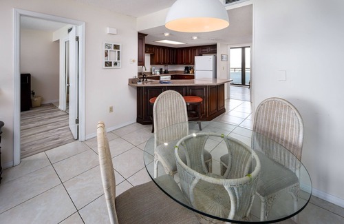 Fort Walton Beach Condo | Nautilus 1501 - Gulf Front 2BD/2BA 5th Floor. Free Beach Service 3/1-10/31