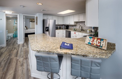 Fort Walton Beach Condo | Nautilus 2308 Gulf View 2BD/2BA 3rd Floor. Free Beach Service 3/1-10/31