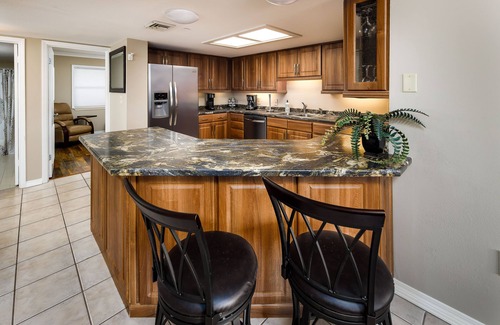 Fort Walton Beach Condo | Nautilus 2407 Gulf View 2BD/2BA 4th Floor. Free Beach Service 3/1-10/31