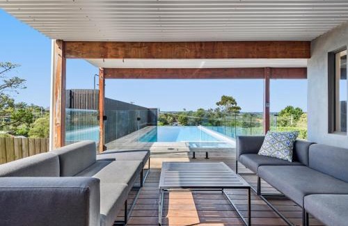 Rye House | Nautilus by Ready Set Stay - LINEN PROVIDED, BYO TOWELS