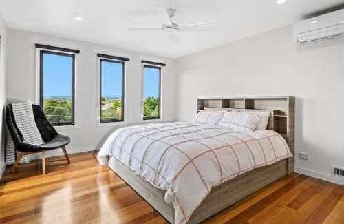 Rye House | Nautilus by Ready Set Stay - LINEN PROVIDED, BYO TOWELS