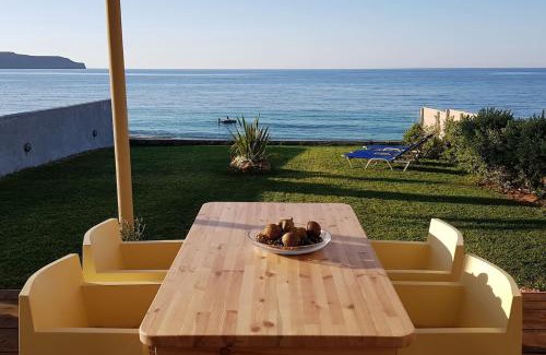 Kato Stalos House | Nautilus house