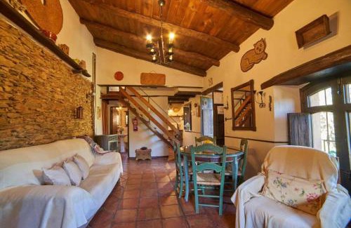 Fuenteheridos House | Navalgatos