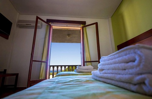 Petrochori Hotel | Navarone