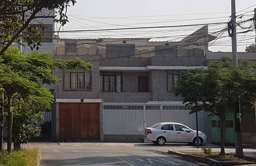 Santiago de Surco House | Navarre House
